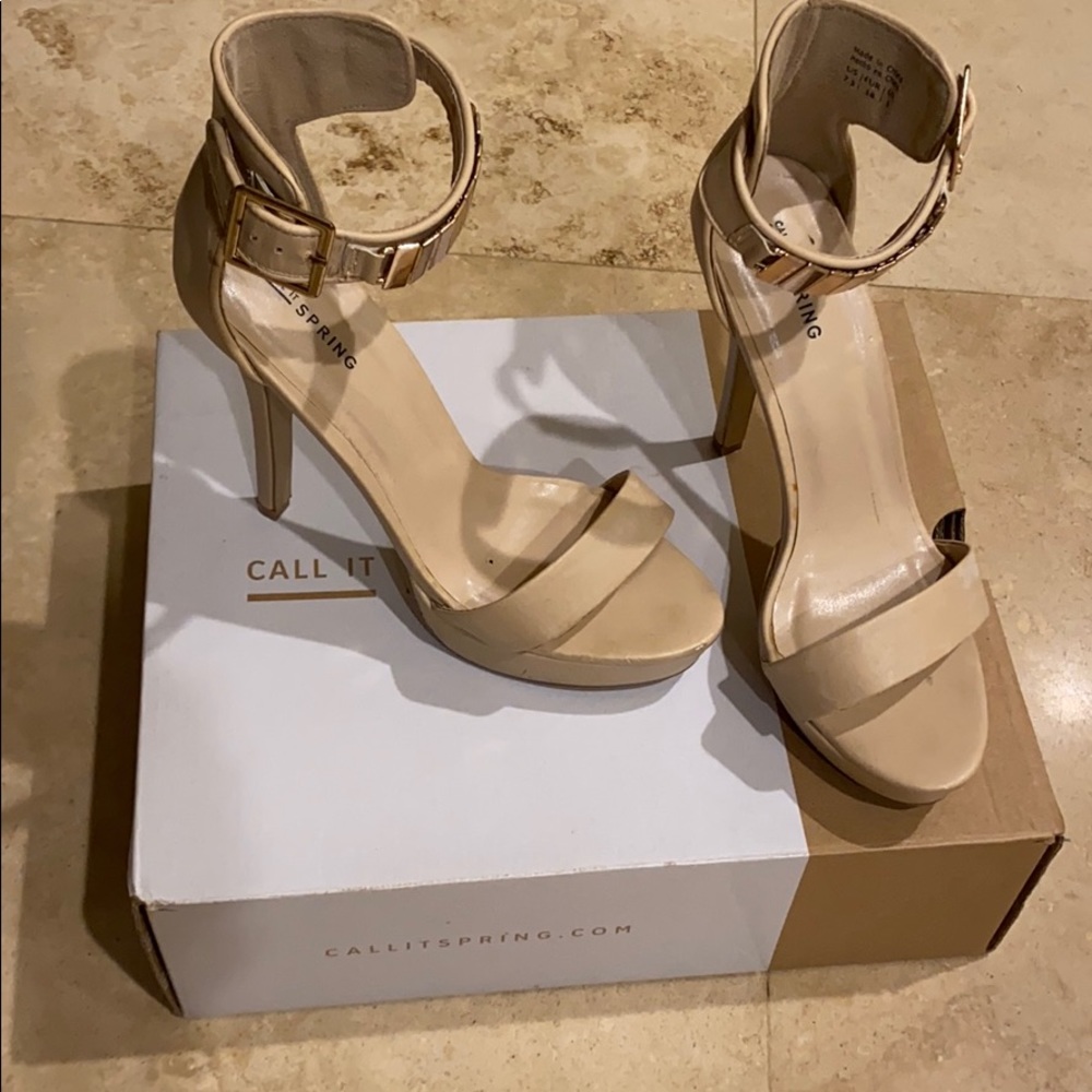 Sexy and elegant used Ladies shoes sizes 7 & 8 US.